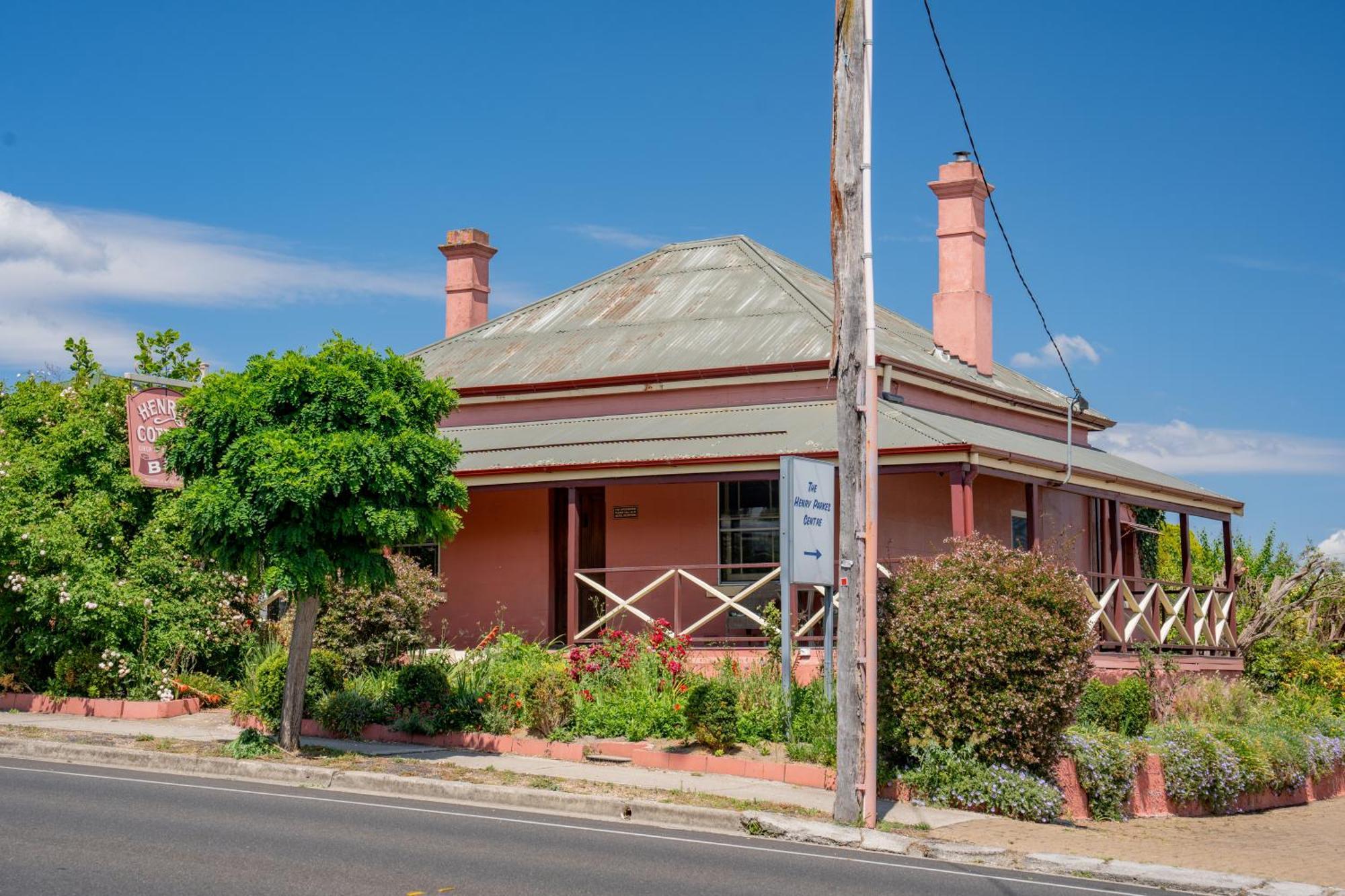 The Henry Parkes Tenterfield Exterior foto